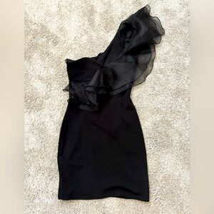 Elegant Black One-Shoulder Dress